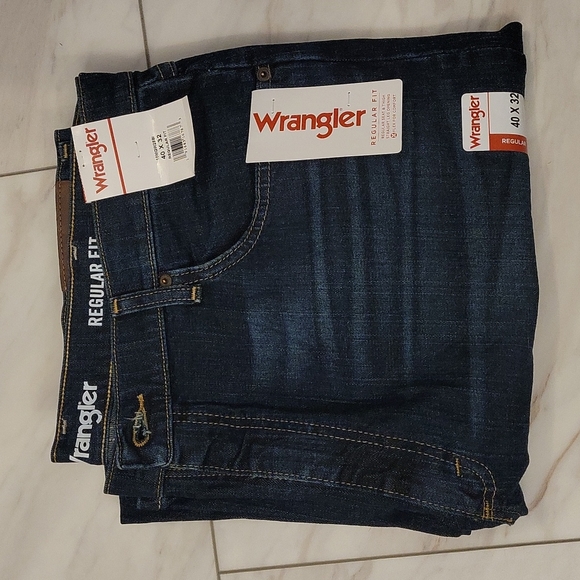 Wrangler Other - Men's Wrangler Free-To-Stretch Jeans